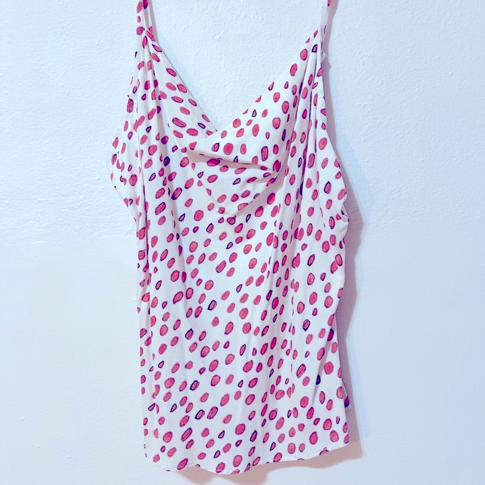 ❤️NWT❤️ MONTE Beautiful Cami Sz M